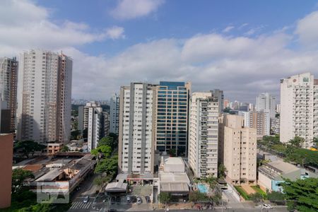 Vista Sala de apartamento para alugar com 1 quarto, 50m² em Moema, São Paulo