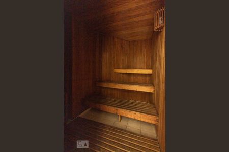 Apartamento à venda com 140m², 3 quartos e 3 vagas Apartamento à venda com 140m², 3 quartos e 3 vagasSauna