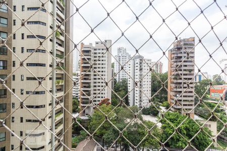 Apartamento à venda com 140m², 3 quartos e 3 vagas Apartamento à venda com 140m², 3 quartos e 3 vagasVista do Quarto 2