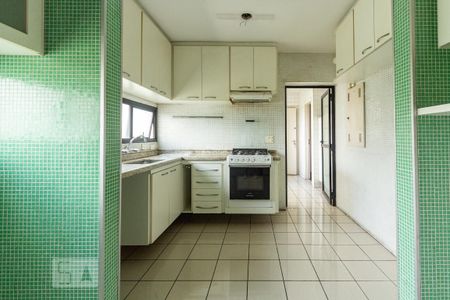 Apartamento à venda com 140m², 3 quartos e 3 vagas Apartamento à venda com 140m², 3 quartos e 3 vagasCozinha