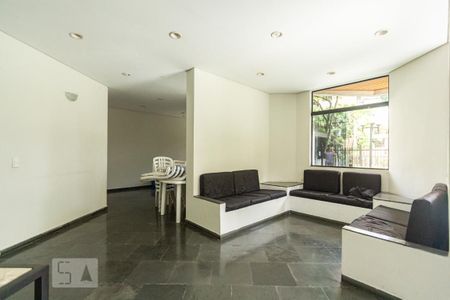 Apartamento à venda com 140m², 3 quartos e 3 vagas Apartamento à venda com 140m², 3 quartos e 3 vagasÁrea comum - Salão de festas