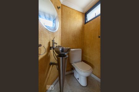 Apartamento à venda com 140m², 3 quartos e 3 vagas Apartamento à venda com 140m², 3 quartos e 3 vagasLavabo