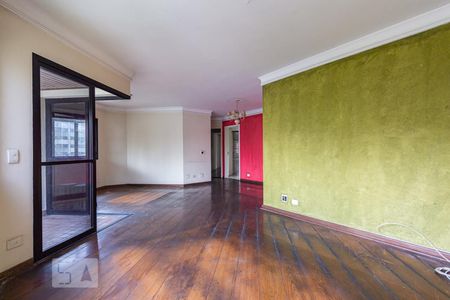 Apartamento à venda com 140m², 3 quartos e 3 vagas Apartamento à venda com 140m², 3 quartos e 3 vagasSala