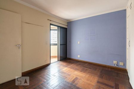 Apartamento à venda com 140m², 3 quartos e 3 vagas Apartamento à venda com 140m², 3 quartos e 3 vagasSuíte