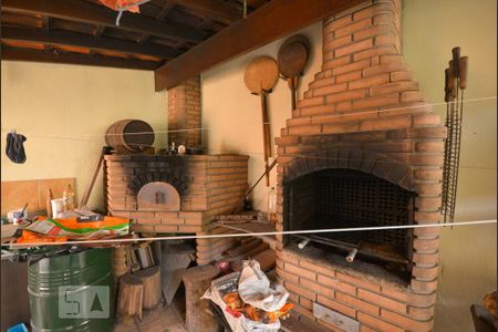 Casa à venda com 345m², 5 quartos e 4 vagas Casa à venda com 345m², 5 quartos e 4 vagasChurrasqueira