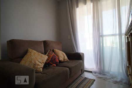 Sala de apartamento à venda com 2 quartos, 48m² em Protásio Alves, Porto Alegre