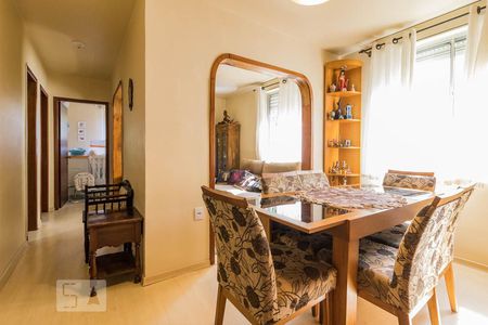 Sala de apartamento à venda com 2 quartos, 60m² em Vila Nova, Porto Alegre