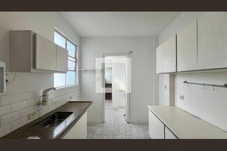 Apartamento para alugar com 100m², 3 quartos e 1 vaga Apartamento para alugar com 100m², 3 quartos e 1 vagaCozinha