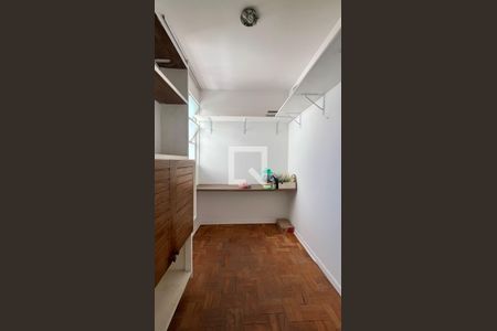 Apartamento para alugar com 100m², 3 quartos e 1 vaga Apartamento para alugar com 100m², 3 quartos e 1 vagaQuarto de Serviço