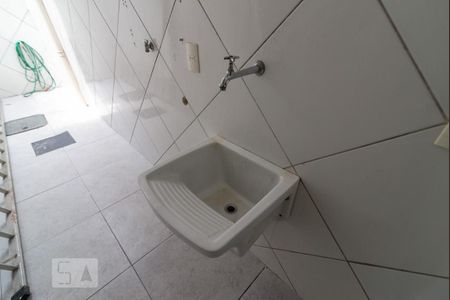 Casa à venda com 75m², 2 quartos e sem vagaÁrea de Serviço