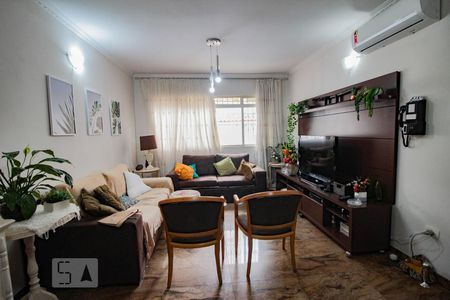 Casa para alugar com 4 quartos, 300m² em Santana, São Paulo