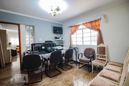 Casa para alugar com 4 quartos, 300m² em Santana, São Paulo