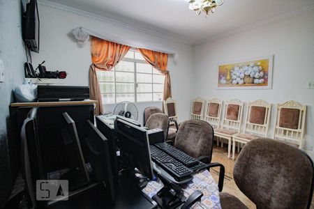 Casa para alugar com 4 quartos, 300m² em Santana, São Paulo