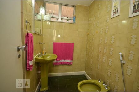 Apartamento para alugar com 129m², 3 quartos e 1 vaga Apartamento para alugar com 129m², 3 quartos e 1 vagaBanheiro da Suíte