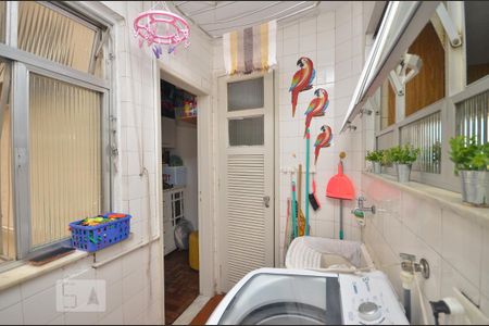 Área de Serviço de apartamento para alugar com 3 quartos, 129m² em Icaraí, Niterói