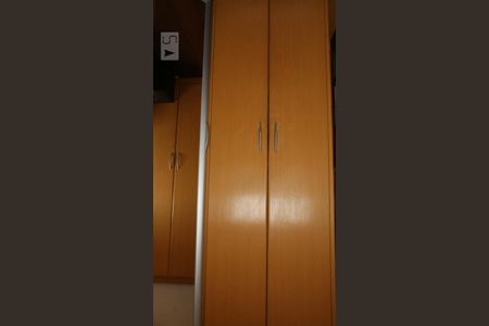 Casa à venda com 193m², 3 quartos e 2 vagasCloset