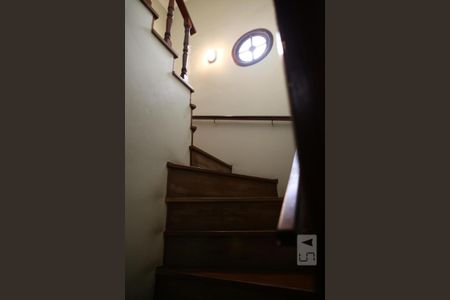 Casa à venda com 193m², 3 quartos e 2 vagasAcesso