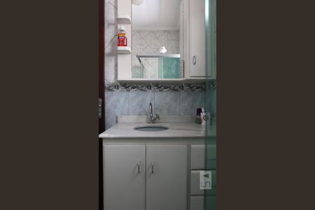 Casa à venda com 193m², 3 quartos e 2 vagasBanheiro 2