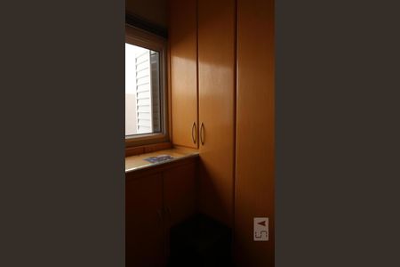 Casa à venda com 193m², 3 quartos e 2 vagasCloset