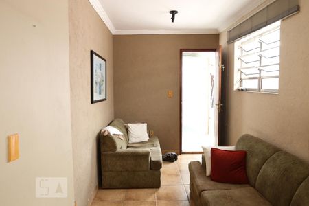 Casa à venda com 193m², 3 quartos e 2 vagasSala 2