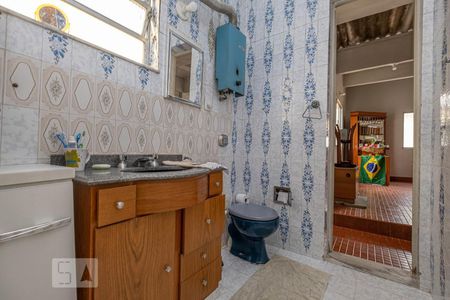 Casa para alugar com 280m², 4 quartos e 4 vagasBanheiro Social 2