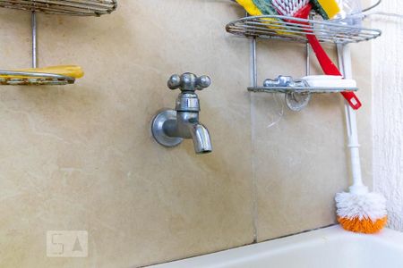 Casa à venda com 340m², 4 quartos e 6 vagas Casa à venda com 340m², 4 quartos e 6 vagasÁrea de serviço