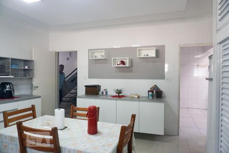 Casa à venda com 270m², 3 quartos e 4 vagasCozinha