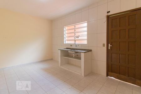 Sala / Cozinha de casa para alugar com 1 quarto, 40m² em Jardim Virginia Bianca, São Paulo