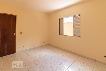 Quarto de casa para alugar com 1 quarto, 40m² em Jardim Virginia Bianca, São Paulo