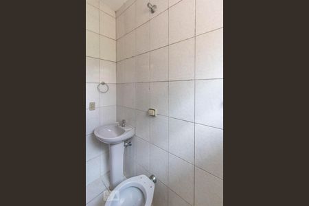 Casa para alugar com 40m², 1 quarto e sem vaga Casa para alugar com 40m², 1 quarto e sem vagaBanheiro