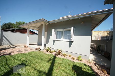 Casa à venda com 160m², 2 quartos e 2 vagasFachada