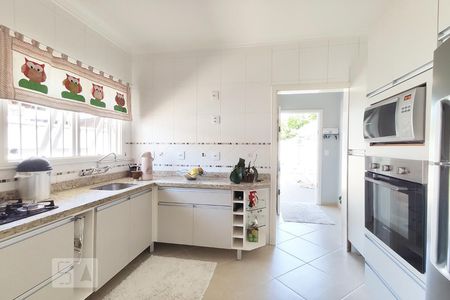 Casa à venda com 160m², 2 quartos e 2 vagasCozinha