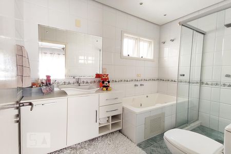 Banheiro da Suíte 1 de casa à venda com 2 quartos, 160m² em Feitoria, São Leopoldo