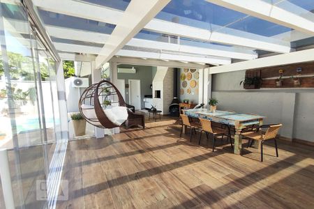 Casa à venda com 160m², 2 quartos e 2 vagasSalão de festas