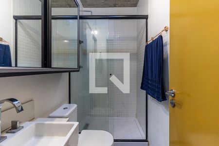 Banheiro de kitnet/studio à venda com 1 quarto, 30m² em República, São Paulo