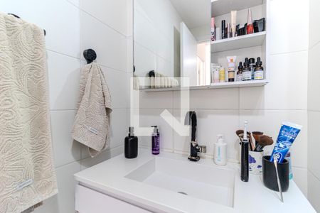 Banheiro de apartamento para alugar com 1 quarto, 25m² em Vila Buarque, São Paulo