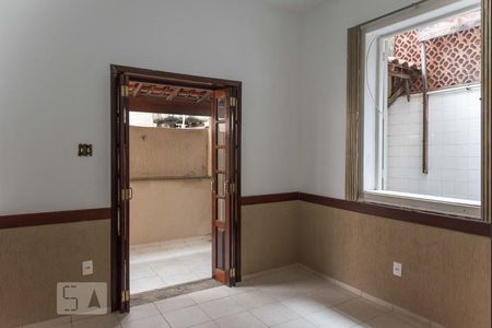 Casa de condomínio à venda com 120m², 4 quartos e 1 vaga Casa de condomínio à venda com 120m², 4 quartos e 1 vagaQuarto 4