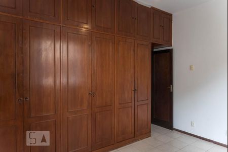 Casa de condomínio à venda com 120m², 4 quartos e 1 vaga Casa de condomínio à venda com 120m², 4 quartos e 1 vagaQuarto 3