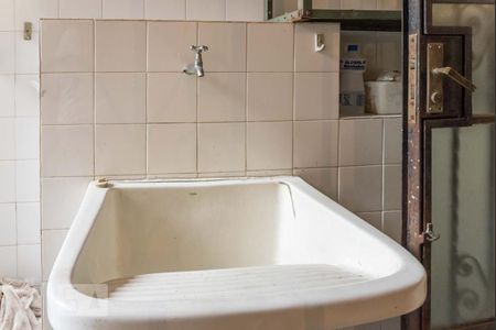 Casa de condomínio à venda com 120m², 4 quartos e 1 vaga Casa de condomínio à venda com 120m², 4 quartos e 1 vagaÁrea de Serviço