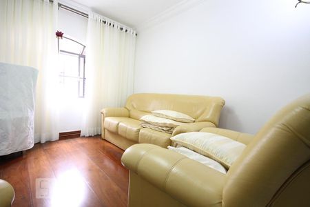 Casa de condomínio à venda com 300m², 3 quartos e 3 vagasSala