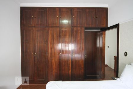Casa de condomínio à venda com 300m², 3 quartos e 3 vagasQuarto 3