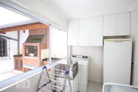 Casa de condomínio à venda com 300m², 3 quartos e 3 vagasÁrea de Serviço