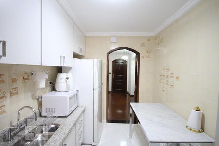 Casa de condomínio à venda com 300m², 3 quartos e 3 vagasCozinha