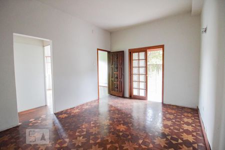 Sala de casa à venda com 4 quartos, 210m² em Vila Maria Luisa, São Paulo