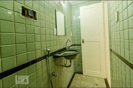 Apartamento para alugar com 124m², 2 quartos e 2 vagasBanheiro Corredor