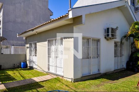 Casa de condomínio à venda com 120m², 3 quartos e 1 vagaFachada