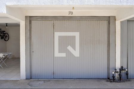 Casa de condomínio à venda com 120m², 3 quartos e 1 vagaFachada