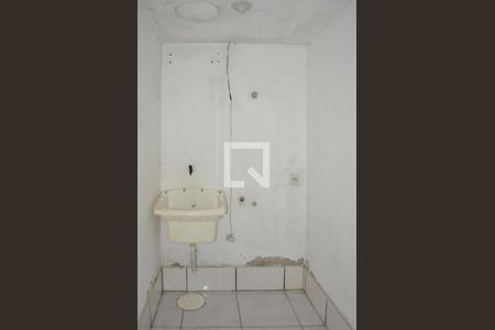 Casa de condomínio à venda com 120m², 3 quartos e 1 vagaÁrea de Serviço