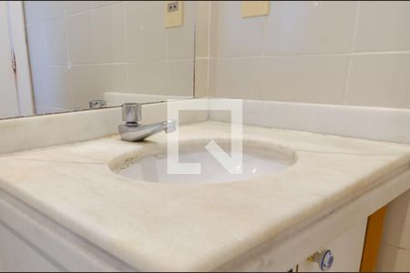 Apartamento para alugar com 78m², 2 quartos e 2 vagasBanheiro da Suíte