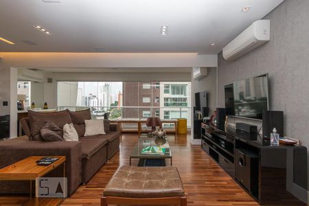 Sala de apartamento para alugar com 1 quarto, 69m² em Cidade Monções, São Paulo
